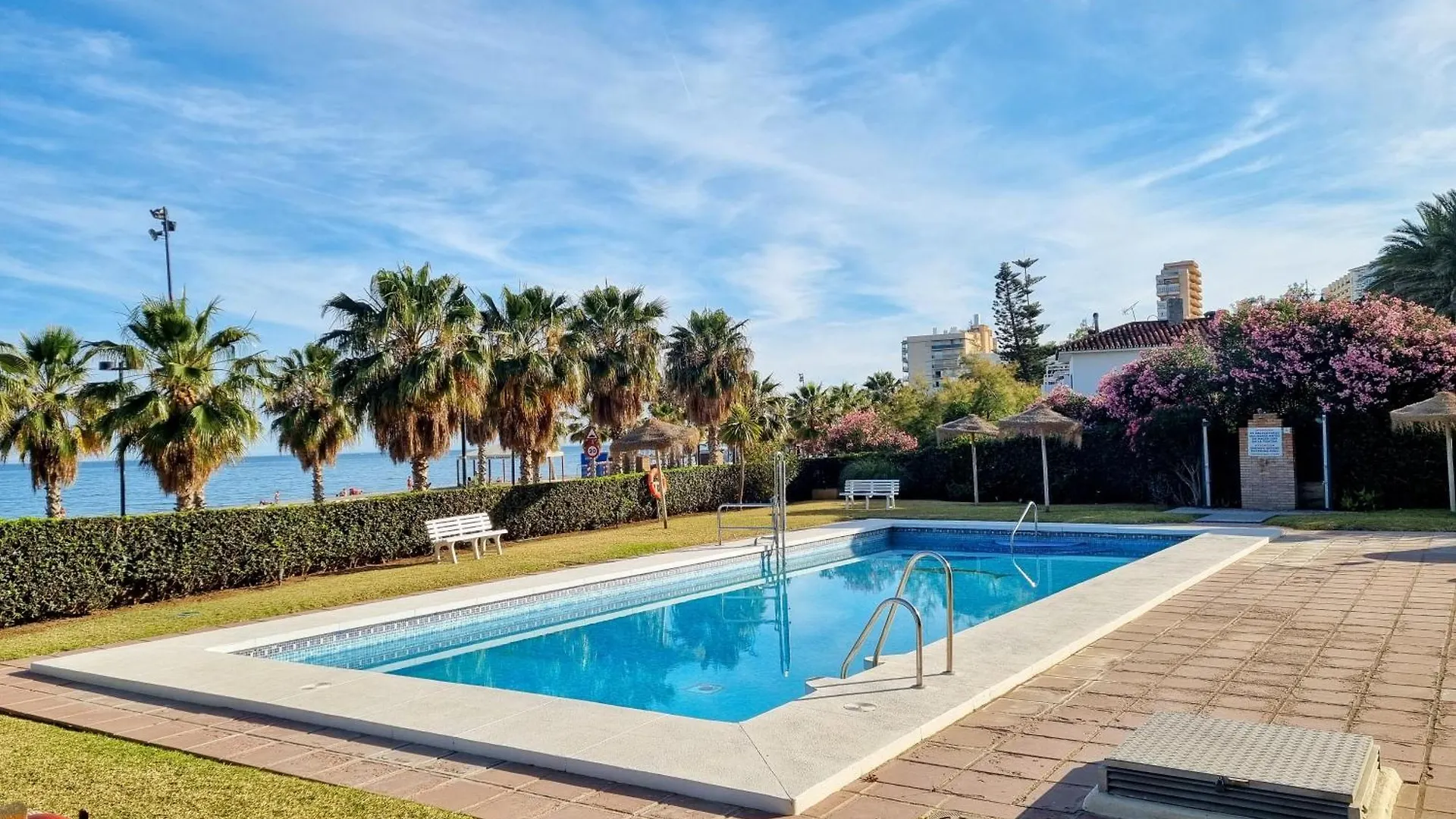 Las Antillas I Front Sea View Pool Fuengirola 0*,  Spagna
